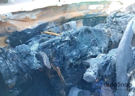 2014 Toyota Rav4 Xle z USA, uszkodzony, nr VIN 2T3RFREV5EW179055